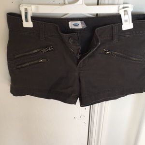 Dark gray shorts